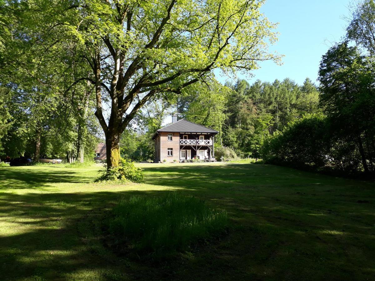 Riverside House * Chiny